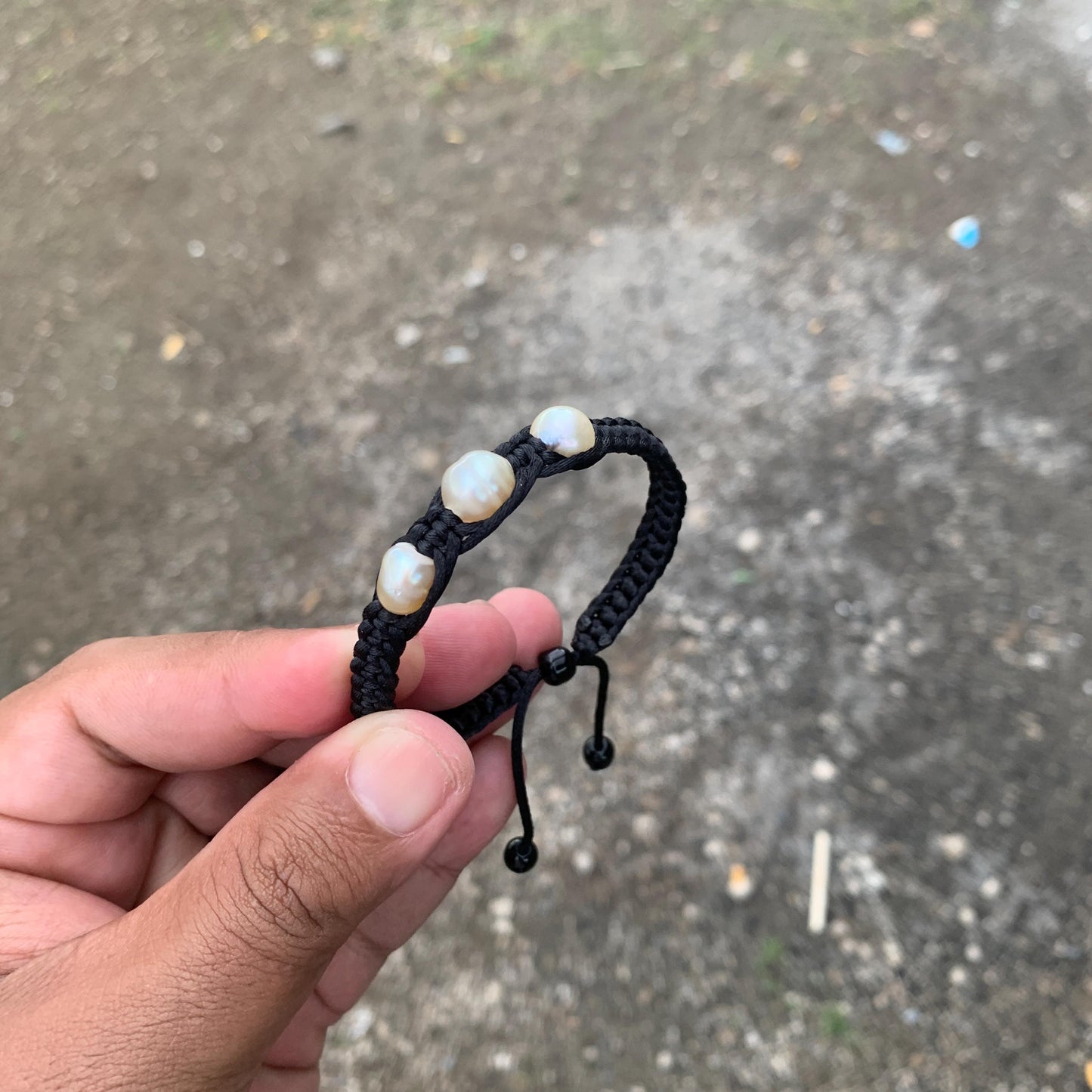 Handmade Bracelet With Indonesia South Sea Pearl BoZorX Pearl Size 9-10mm R-22