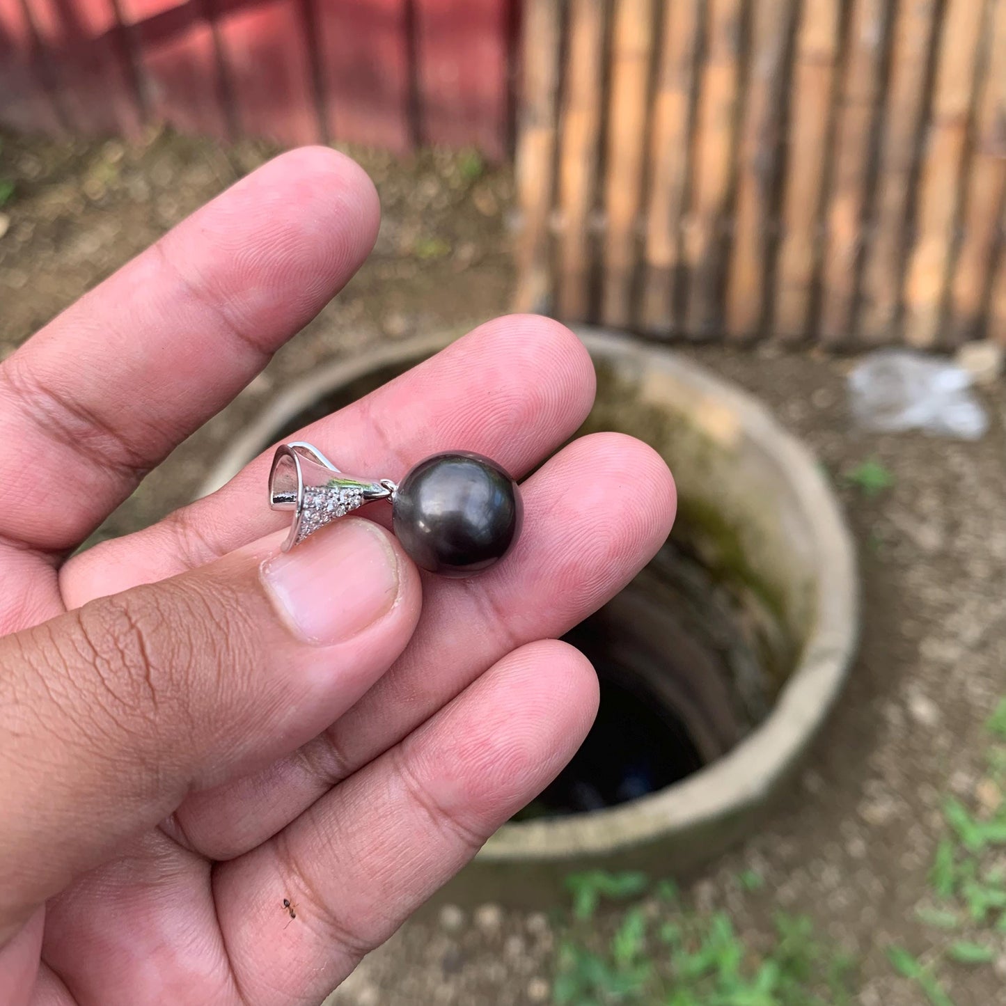 13.5mm South Sea Pearl Pendant Real Saltwater Pearl L-1