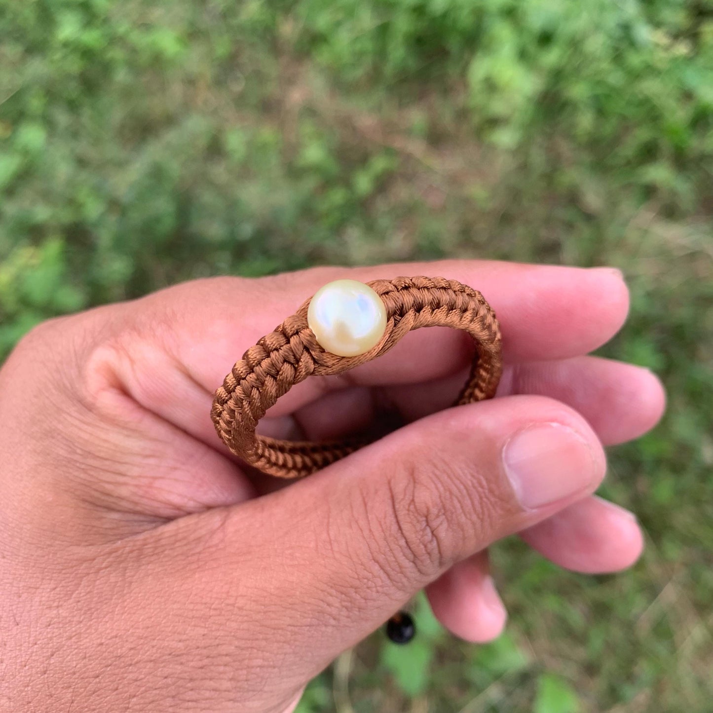 Handmade Bracelet With Indonesia South Sea Pearl BoZorX Size 9mm R-14