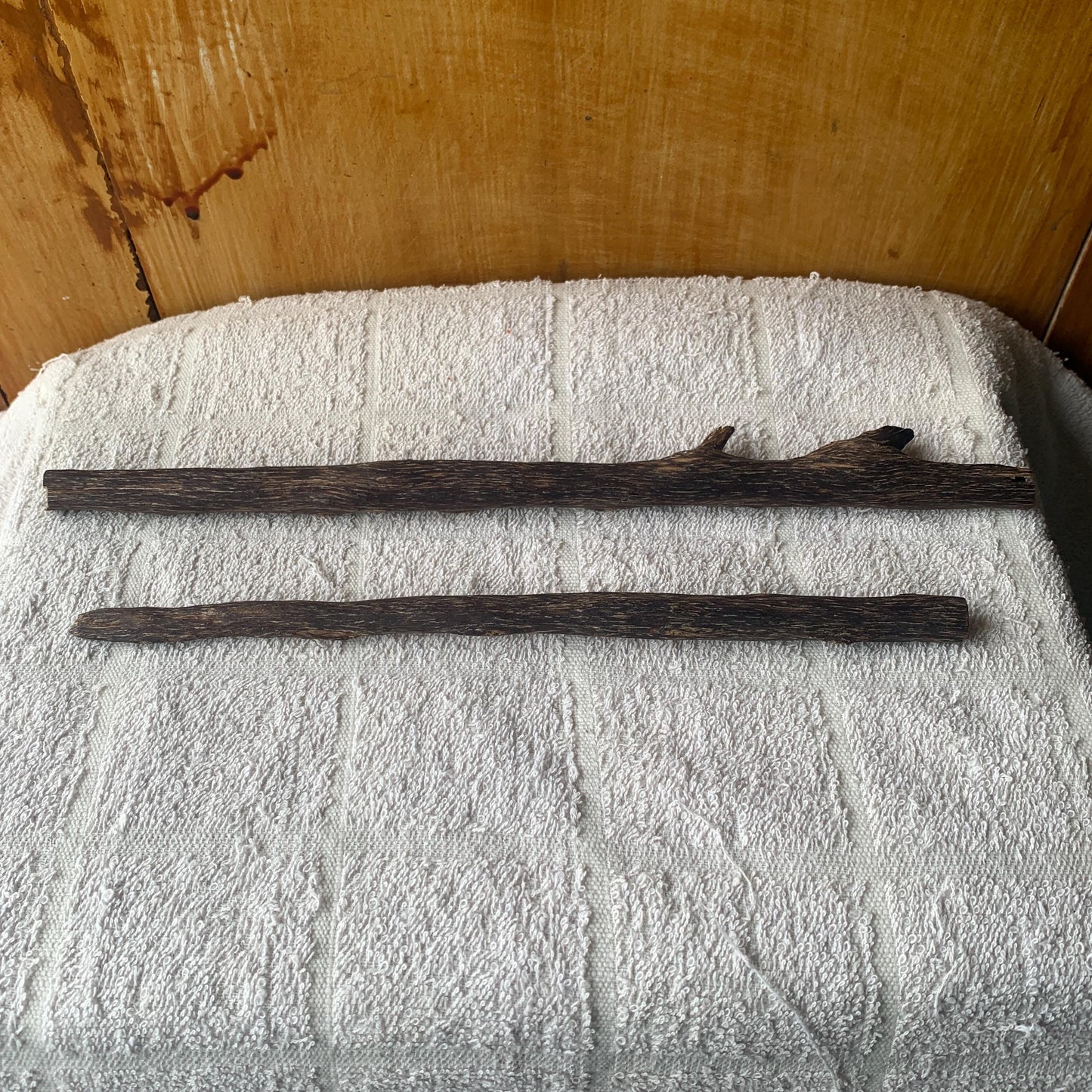 Agarwood Decoration 沉香 Chénxiāng Oud Incense Oudh Xiāng Kyara Kynam Aloeswood Kinam 奇楠 qí nán 沈香 Jinkō Englewood العود