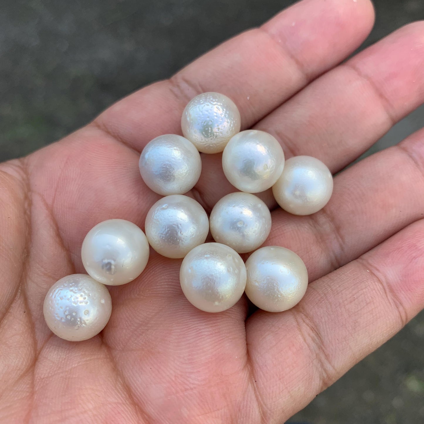 10 Pieces 12.4-12.5mm Indonesia Loose South Sea Pearl Seawater Pearl Beads Special edition Pearl BoZorX GR-25