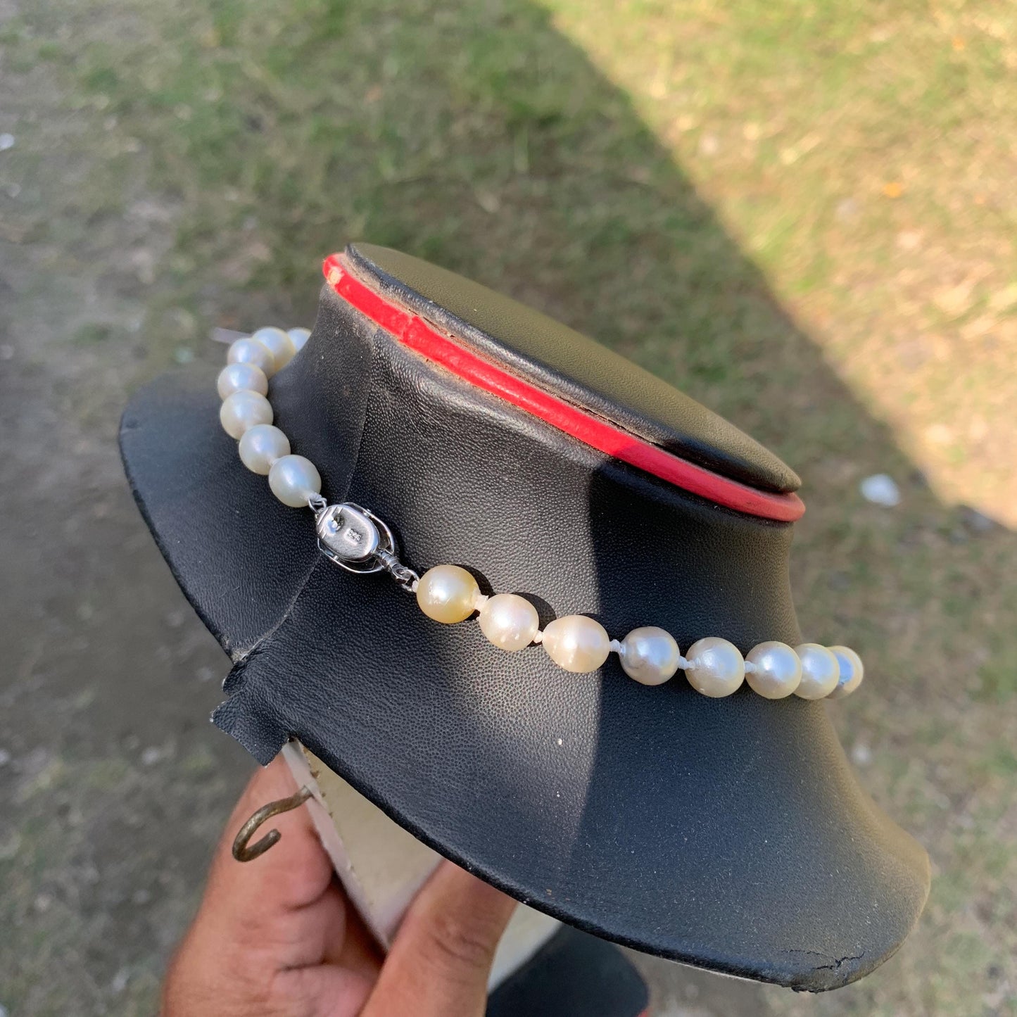 Genuine South Sea Pearl Necklace (7.5-10.8mm, 41cm)