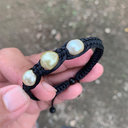 Handmade Bracelet With Indonesia South Sea Pearl BoZorX Pearl Size 9-10mm R-21