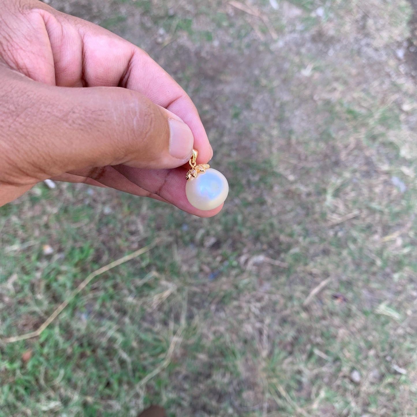 South Sea Pearl Pendant Large Saltwater Pearl,  14.8-15.5mm BSP-4