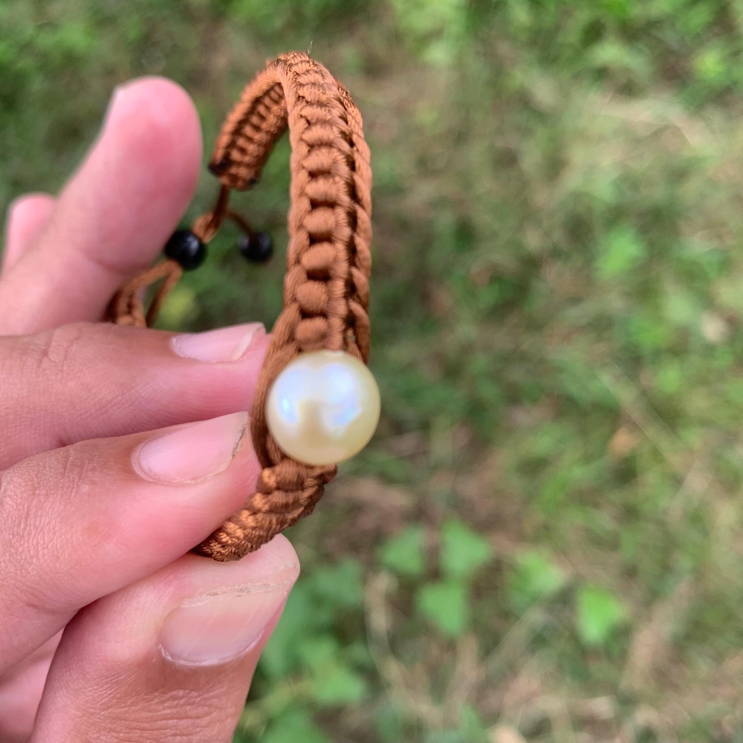 Handmade Bracelet With Indonesia South Sea Pearl BoZorX Size 9mm R-14