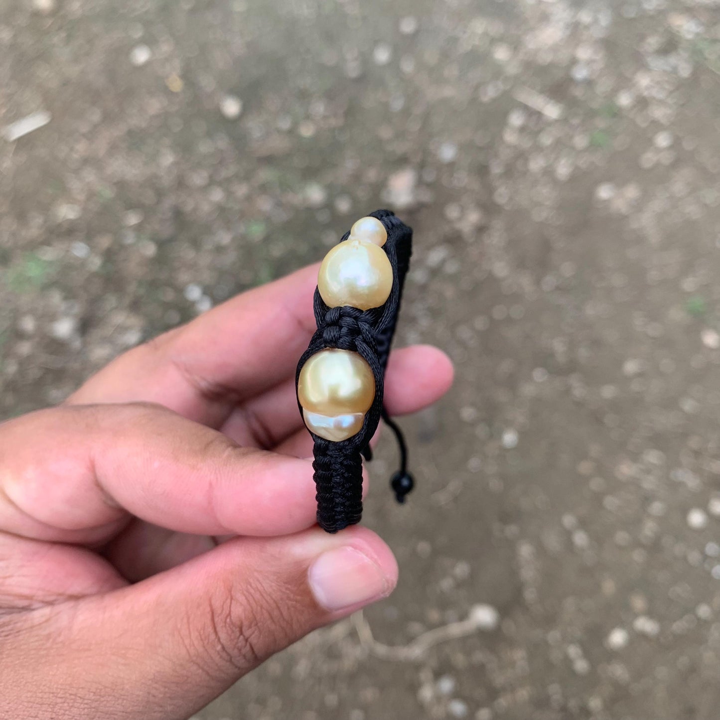 Handmade Bracelet With Indonesia South Sea Pearl BoZorX Size 11-11.5mm R-16