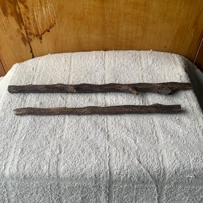 Agarwood Decoration 沉香 Chénxiāng Oud Incense Oudh Xiāng Kyara Kynam Aloeswood Kinam 奇楠 qí nán 沈香 Jinkō Englewood العود