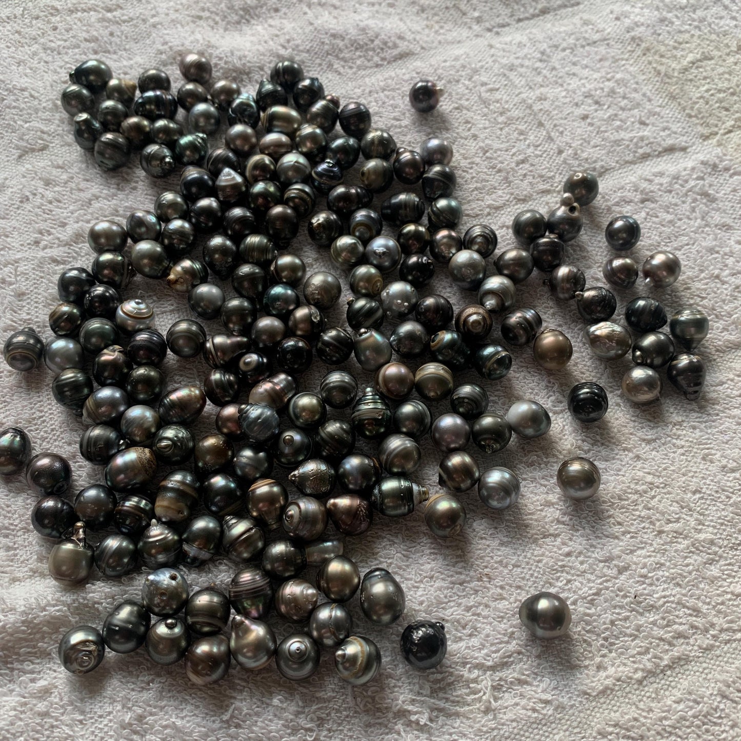 11mm Loose Saltwater Tahitian Black Pearl Baroque Beads BoZorX BT-10
