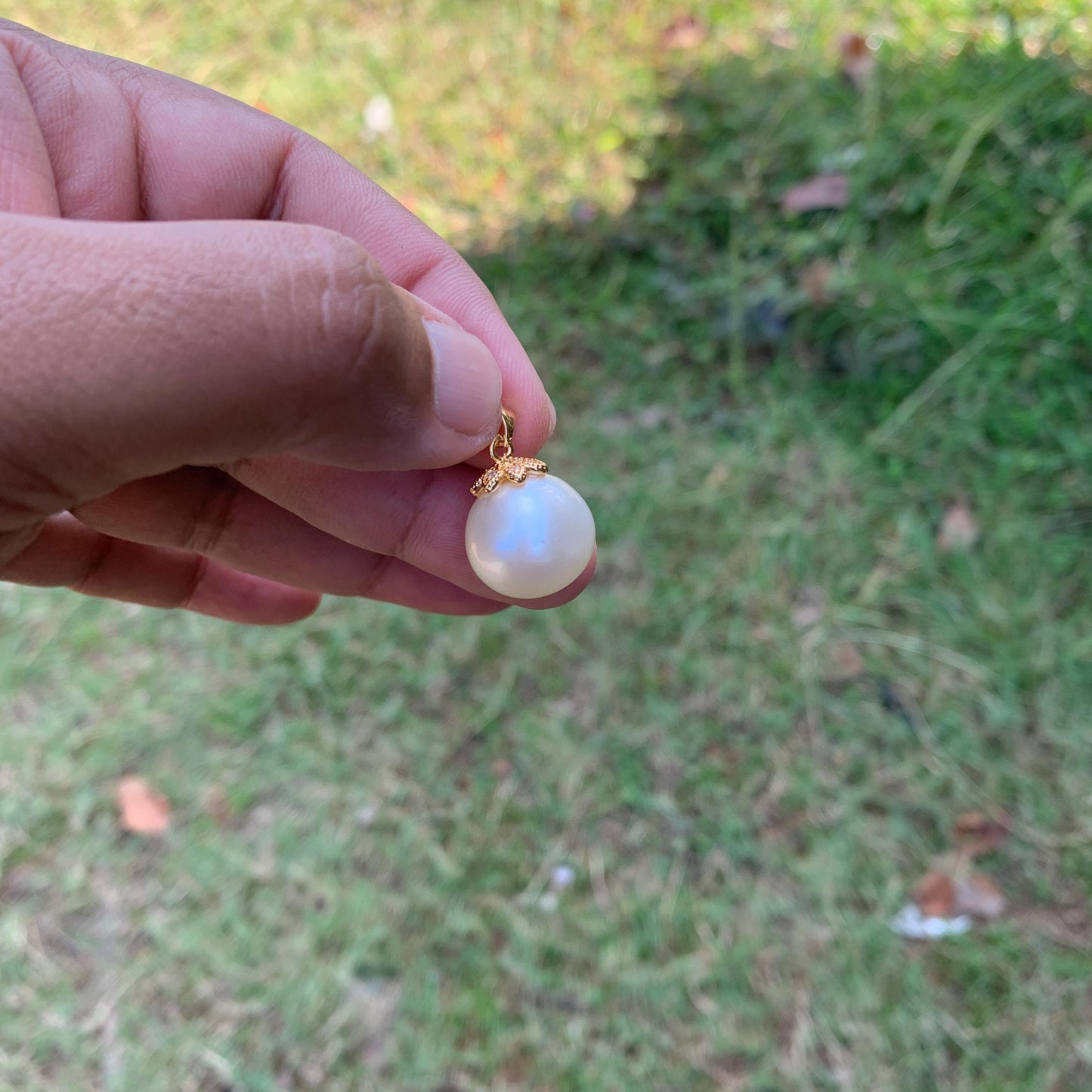 South Sea Pearl Pendant Large Saltwater Pearl,  14.8-15.5mm BSP-4