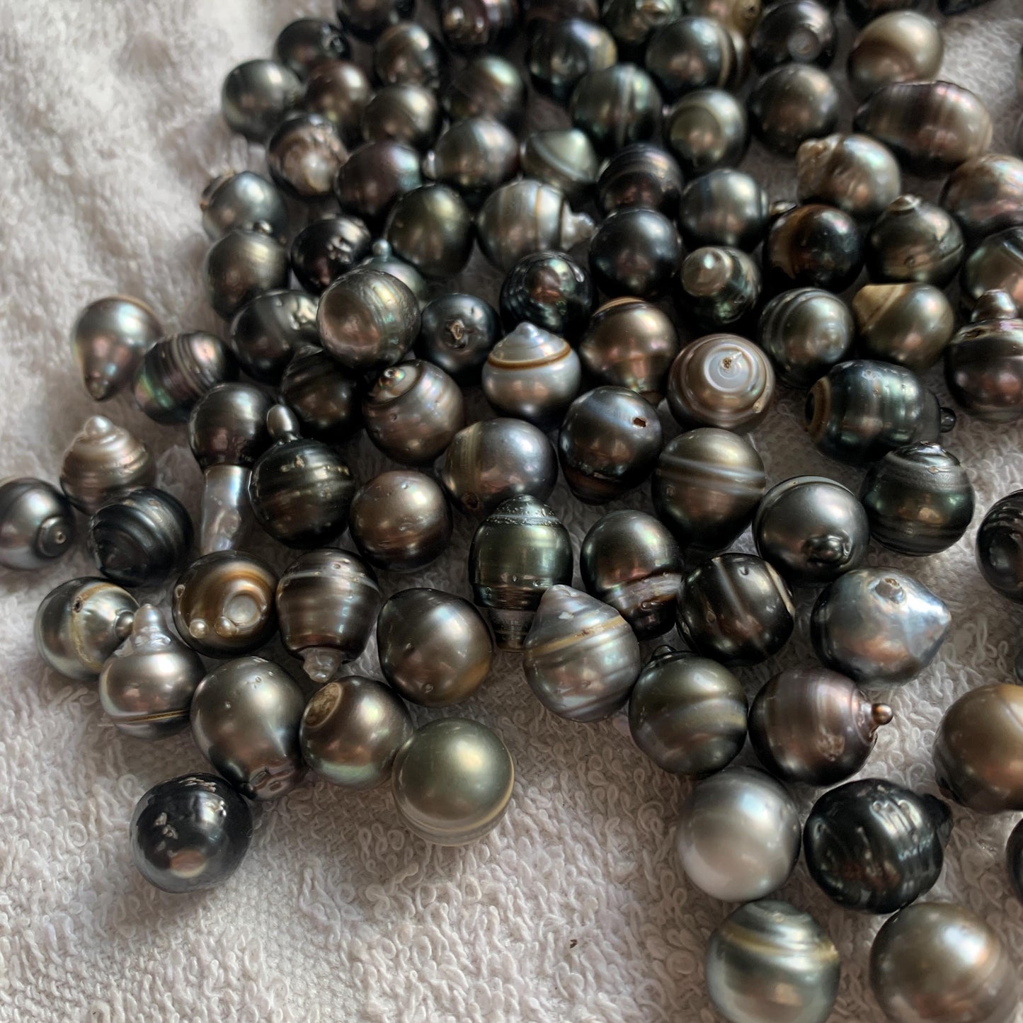 11mm Loose Saltwater Tahitian Black Pearl Baroque Beads BoZorX BT-10