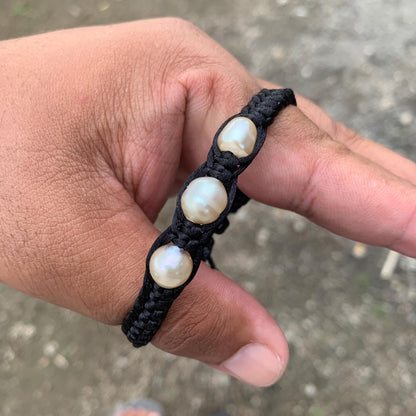 Handmade Bracelet With Indonesia South Sea Pearl BoZorX Pearl Size 9-10mm R-22