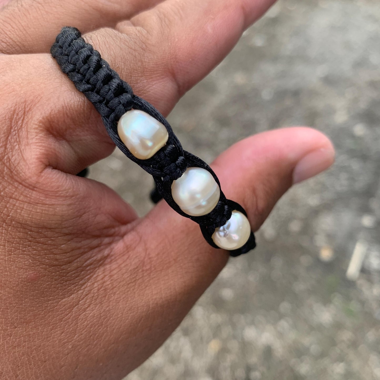 Handmade Bracelet With Indonesia South Sea Pearl BoZorX Pearl Size 9-10mm R-22