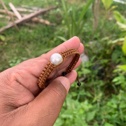 Handmade Bracelet With Indonesia South Sea Pearl BoZorX Size 10.3mm R-13