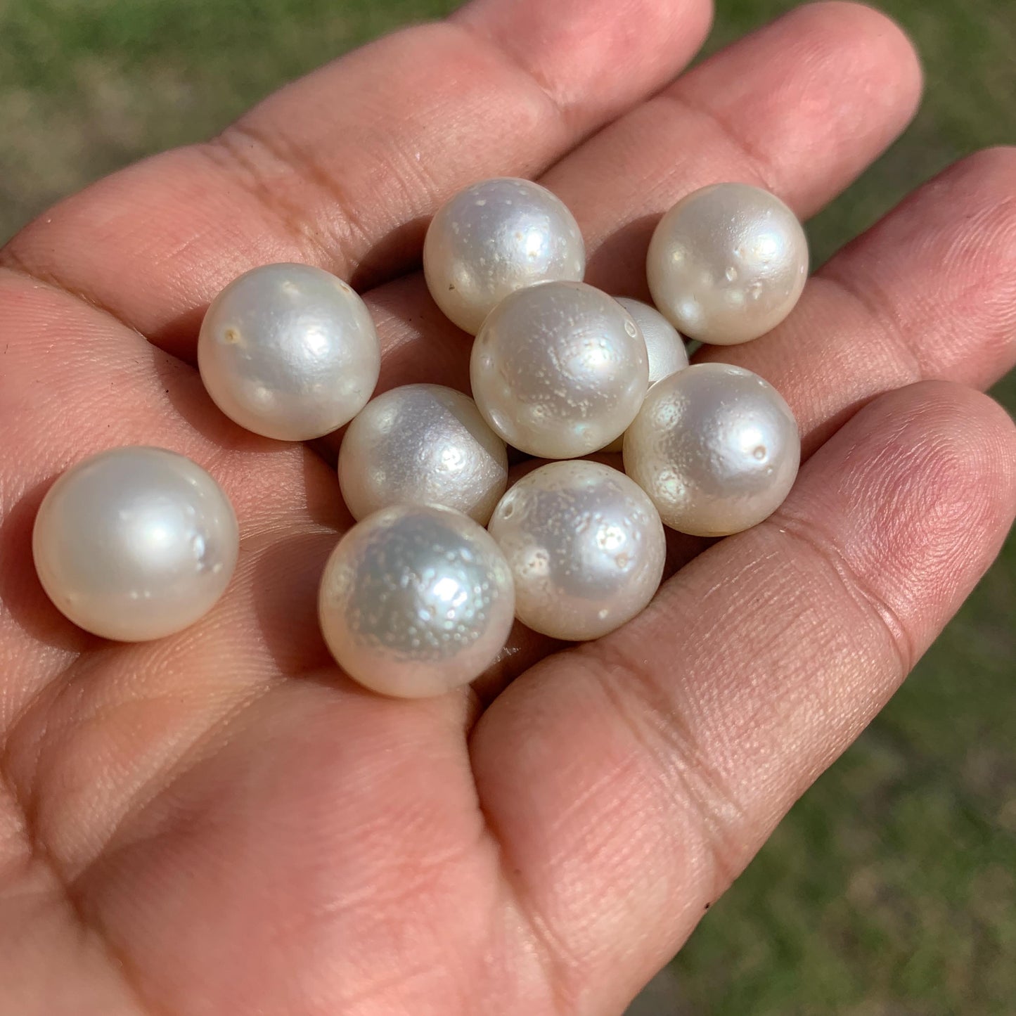 10 Pieces 12.4-12.5mm Indonesia Loose South Sea Pearl Seawater Pearl Beads Special edition Pearl BoZorX GR-25