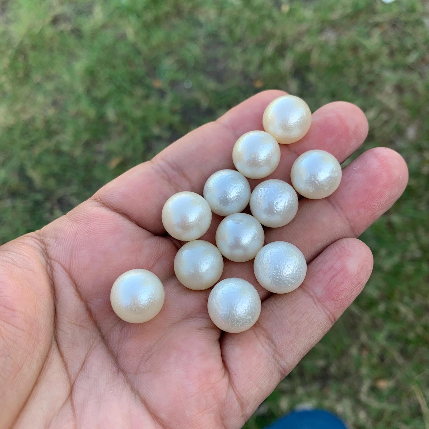 11 Pieces 13.7-13.9mm South Sea Pearl Bead Indonesia Seawater Pearl - BoZorX GR-28