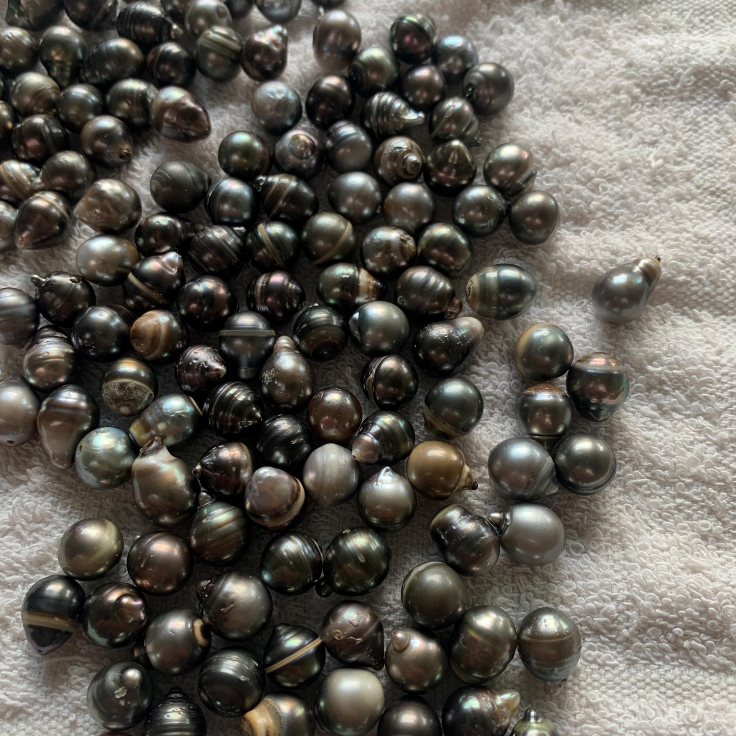 10mm Loose Tahitian Baroque Saltwater Pearl Beads Seawater Black Baroque BoZorX BT-9