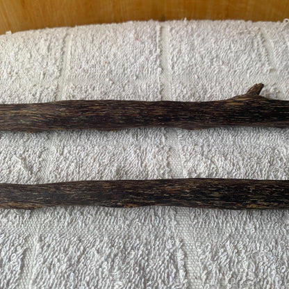 Agarwood Decoration 沉香 Chénxiāng Oud Incense Oudh Xiāng Kyara Kynam Aloeswood Kinam 奇楠 qí nán 沈香 Jinkō Englewood العود