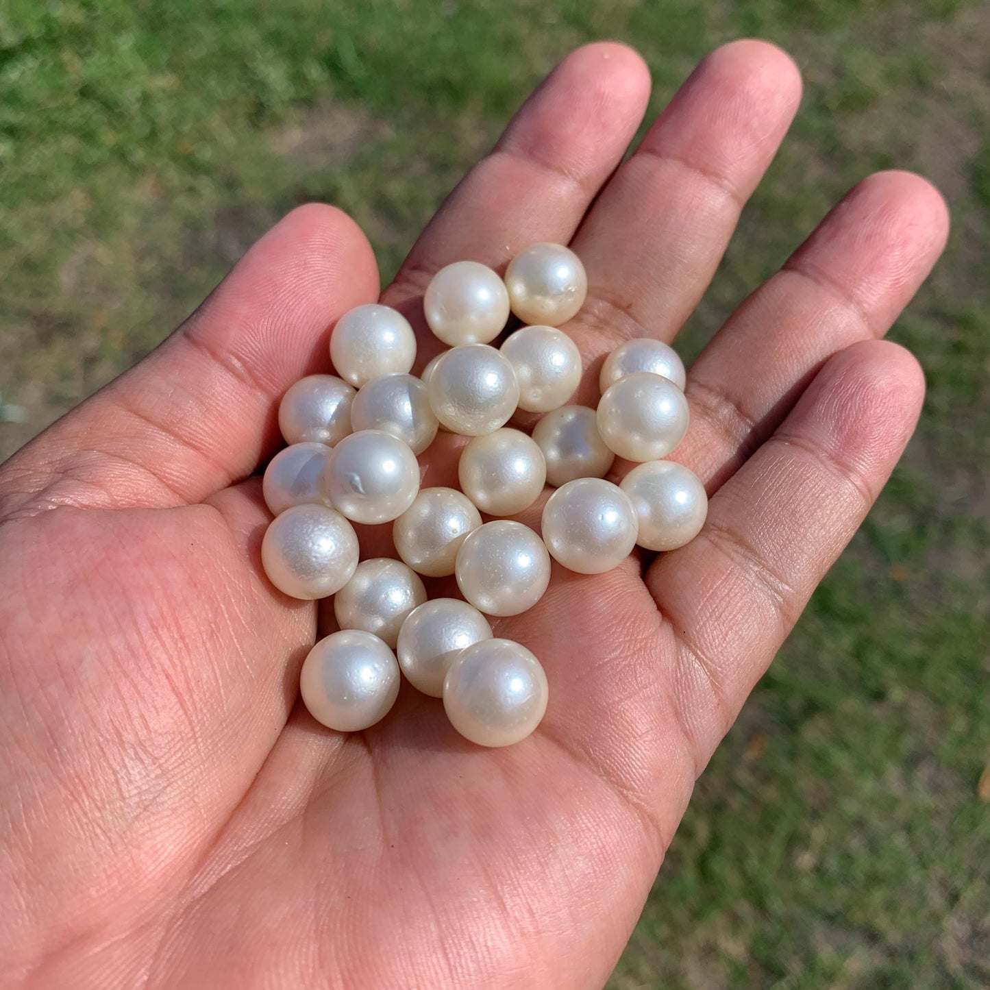 23 Pieces 11.69-11.9mm Indonesia Loose South Sea Pearl Seawater Pearl Beads Special edition Pearl BoZorX GR-22