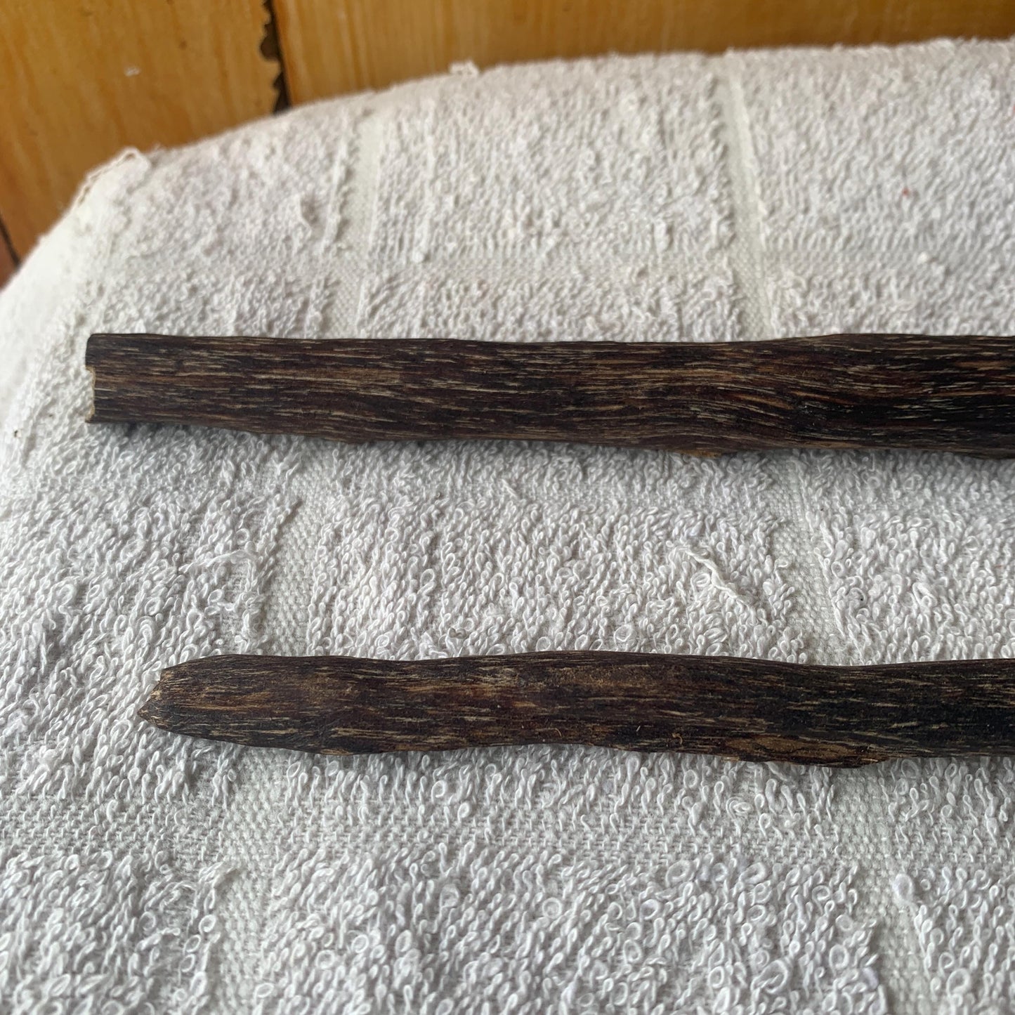 Agarwood Decoration 沉香 Chénxiāng Oud Incense Oudh Xiāng Kyara Kynam Aloeswood Kinam 奇楠 qí nán 沈香 Jinkō Englewood العود