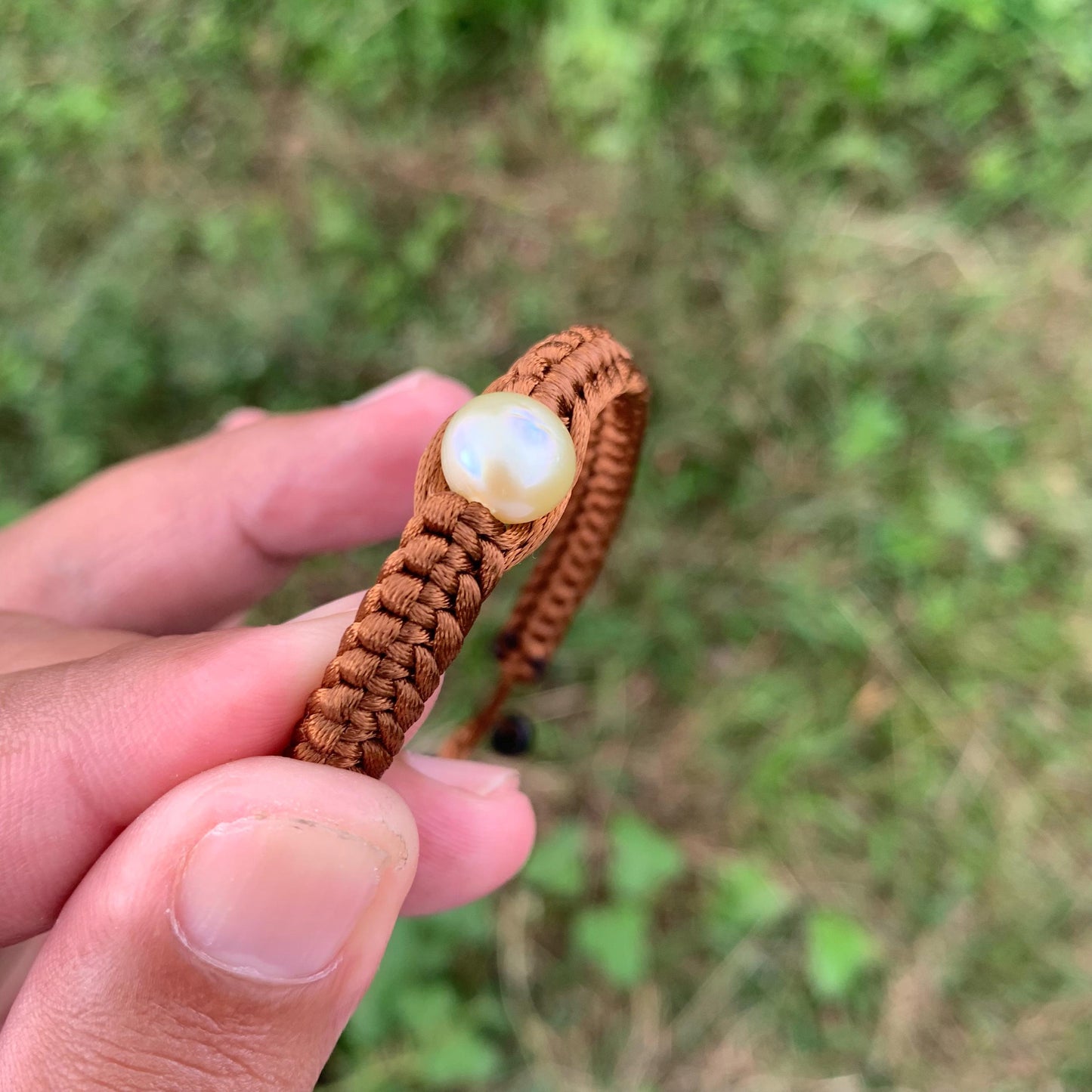 Handmade Bracelet With Indonesia South Sea Pearl BoZorX Size 9mm R-14