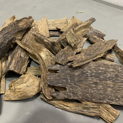 100 Grams Agarwood Oud Chips Aloes Wood