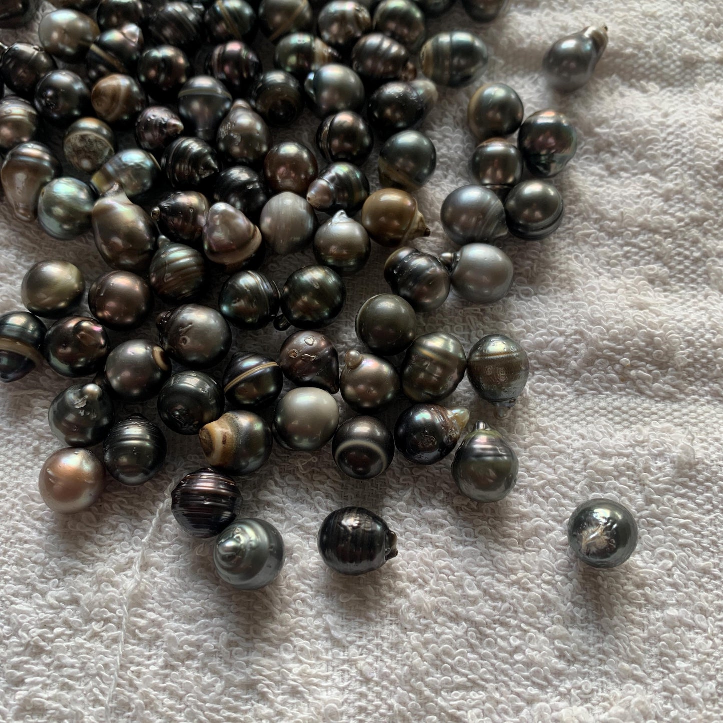 10mm Loose Tahitian Baroque Saltwater Pearl Beads Seawater Black Baroque BoZorX BT-9