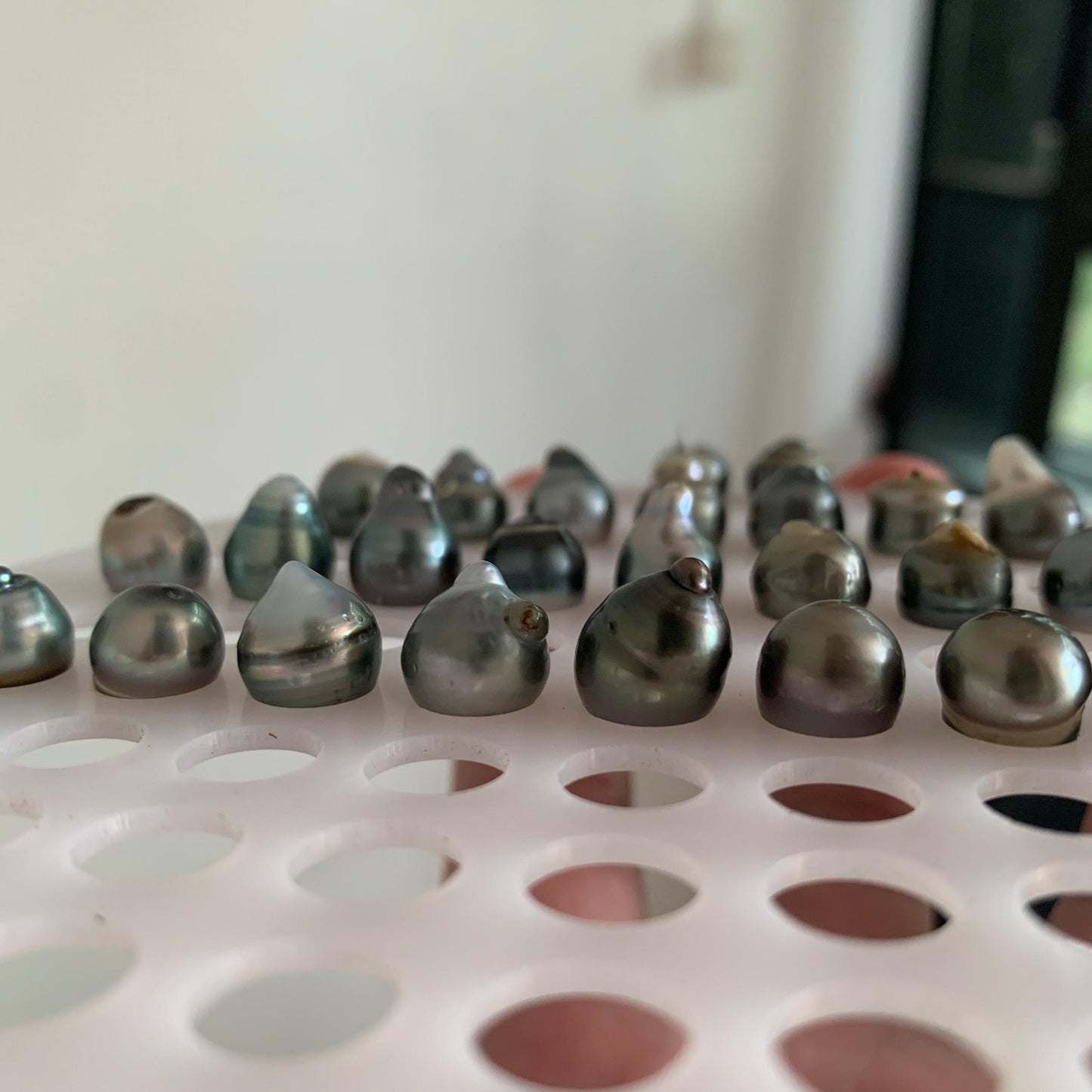 9mm Loose Tahitian Saltwater Black Pearl Bead Tahitian Baroque Beads BoZorX BT-8