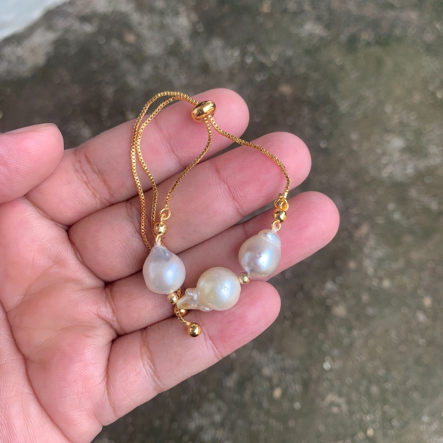 Real south sea pearl Saltwater pearl Bracelet BoZorX Pearl size 11-12mm B1-1