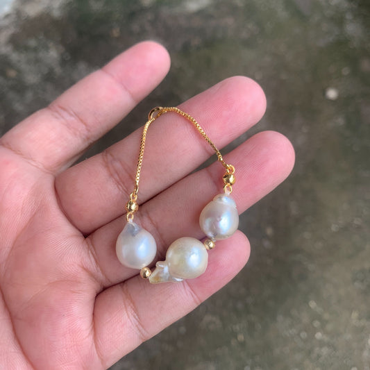 Real south sea pearl Saltwater pearl Bracelet BoZorX Pearl size 11-12mm B1-1